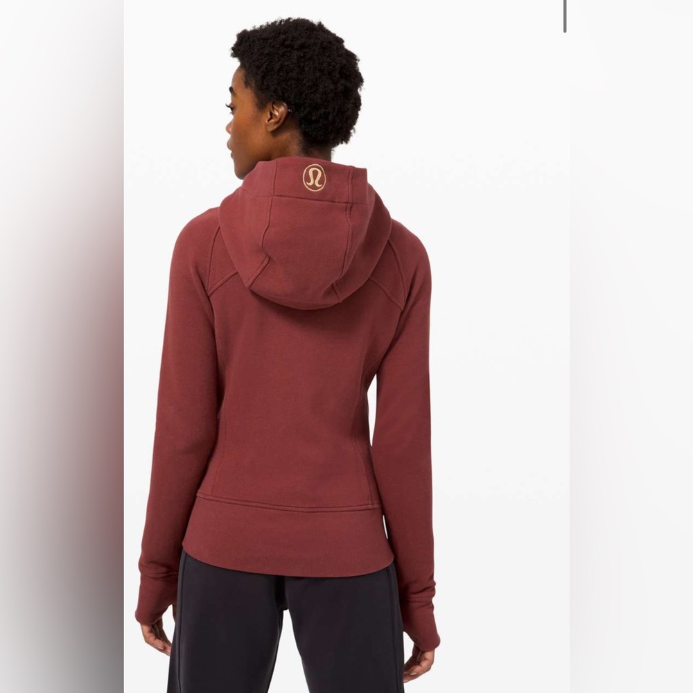 Lululemon Scuba Hoodie *Light Cotton Fleece
Size 10
Savannah / Gold
H162 - Picture 3 of 7